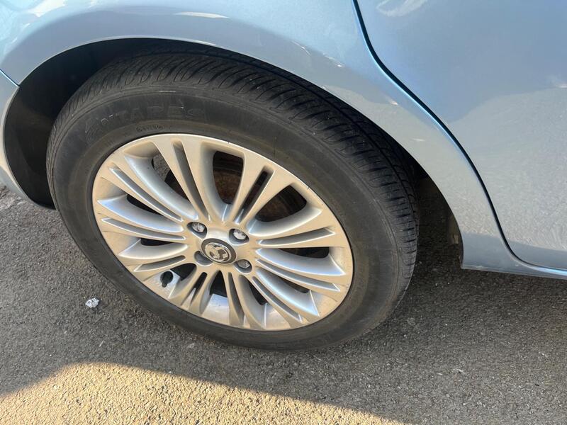 Vauxhall Corsa view 4