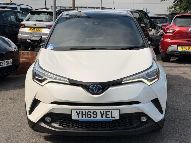 Toyota C-HR view 2