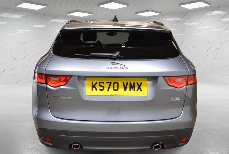 Jaguar F-Pace view 6