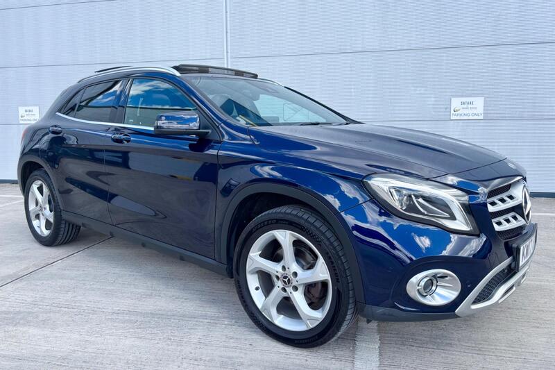 Mercedes-Benz Gla view 6