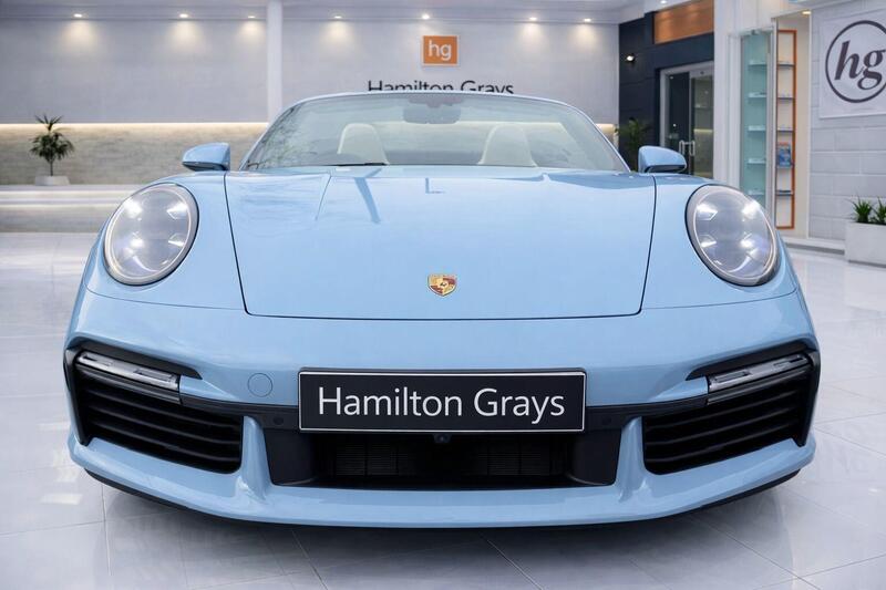 Porsche 911 view 4