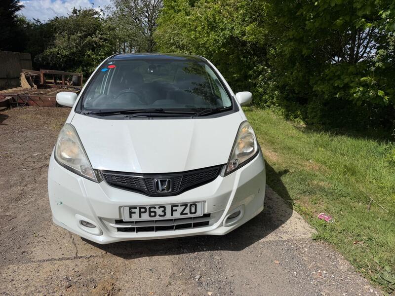 2013 Honda Jazz — photo 2