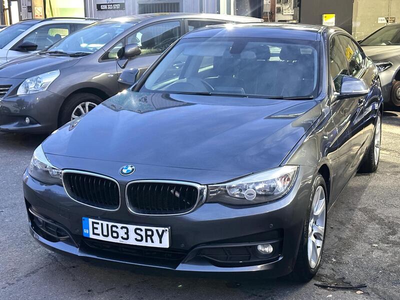 BMW 3 Series view 2