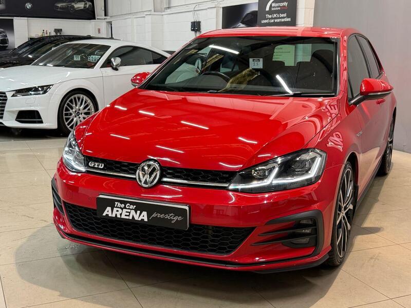 Volkswagen Golf view 5