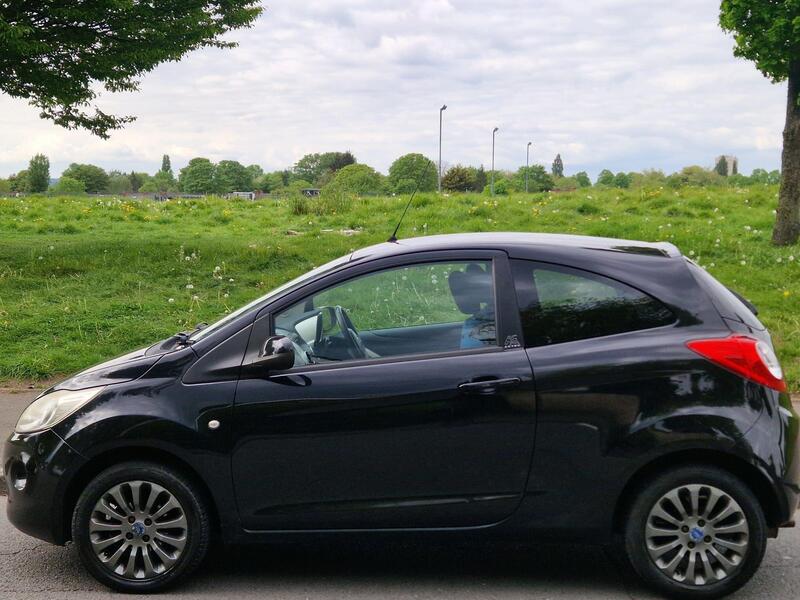 Ford Ka view 3