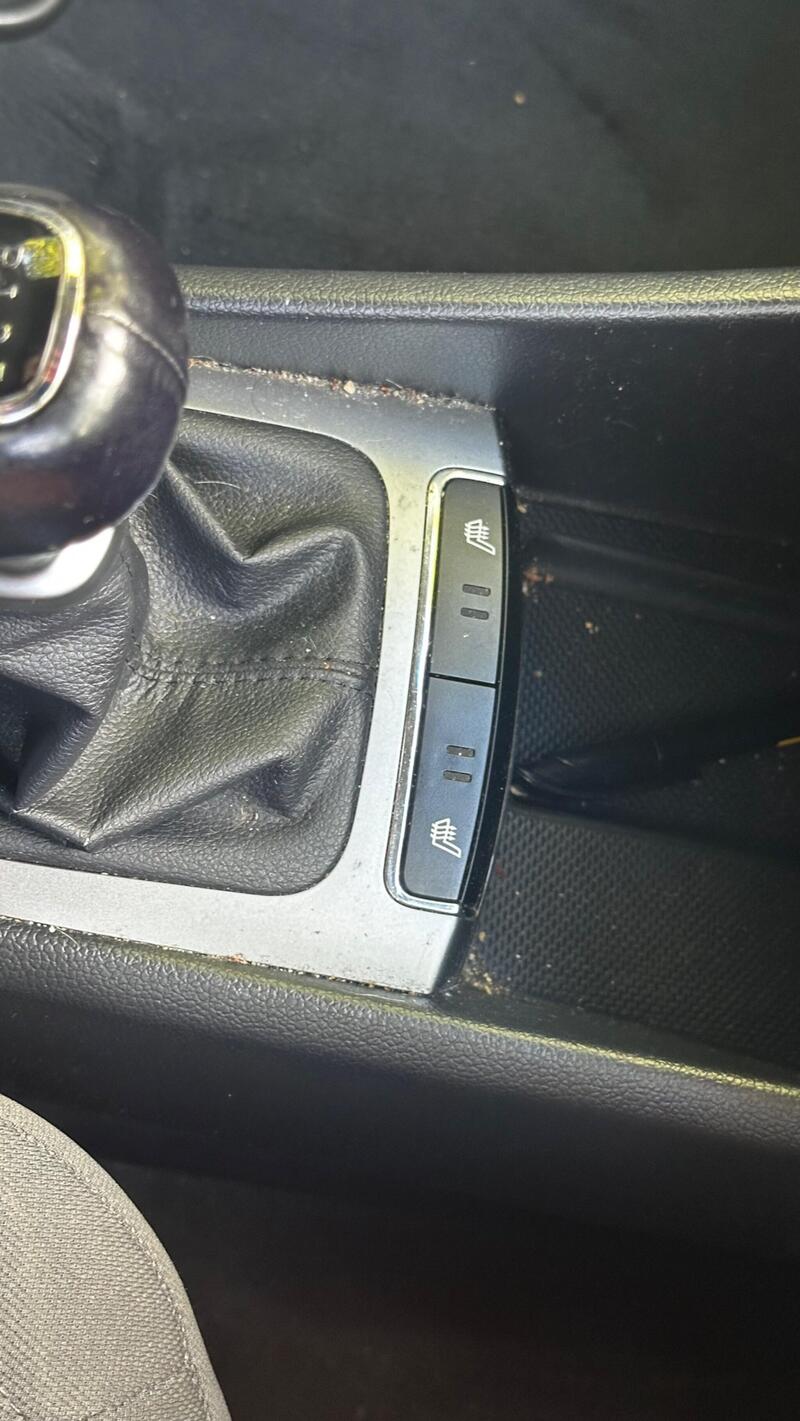 2013 Kia Rio — photo 22