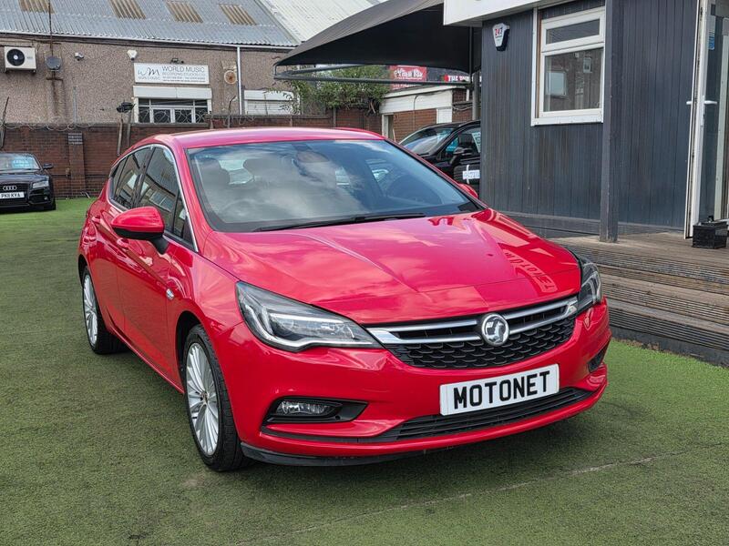 Vauxhall Astra main image