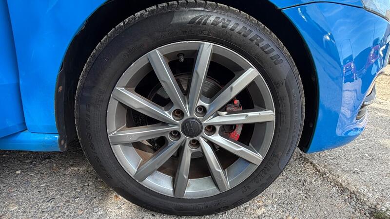 2015 Volkswagen Polo — photo 17