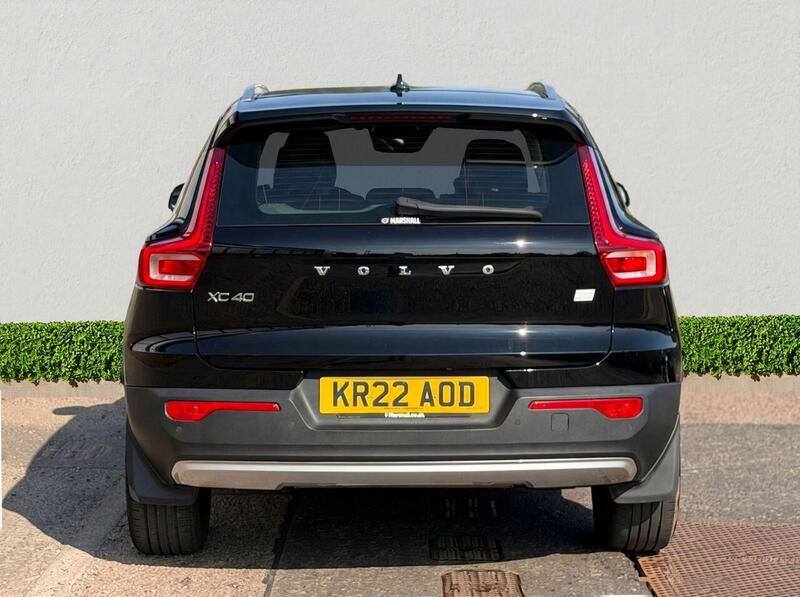 Volvo XC40 view 6