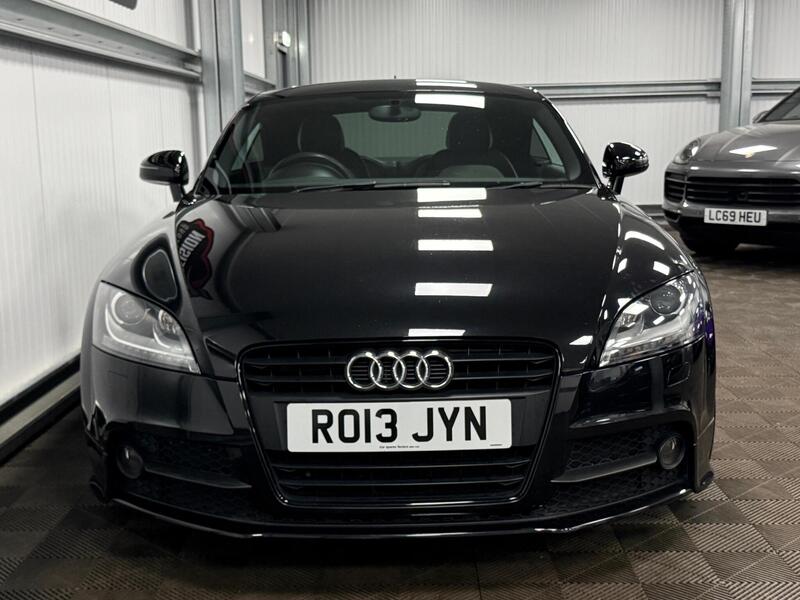 Audi TT view 6