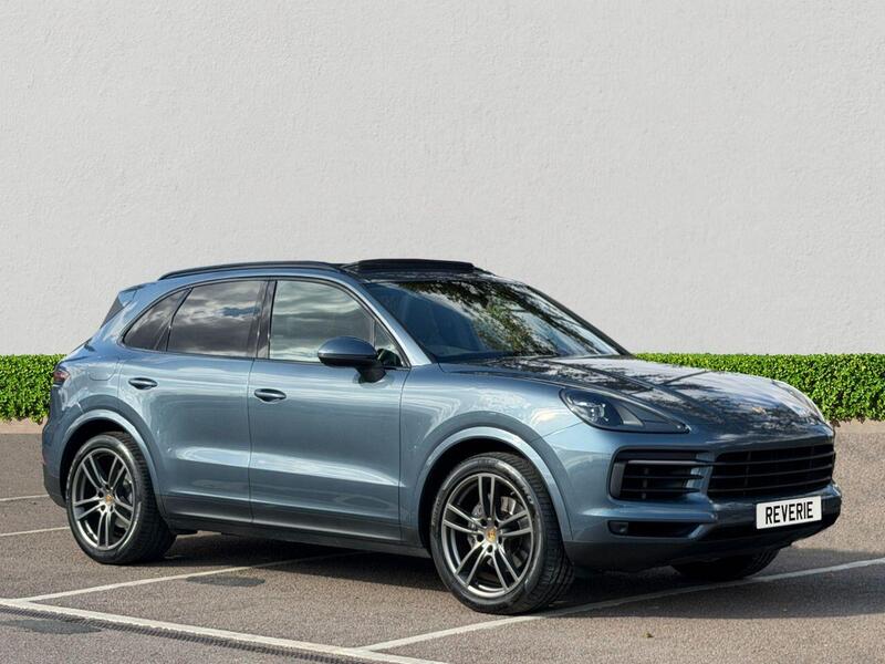 Porsche Cayenne main image