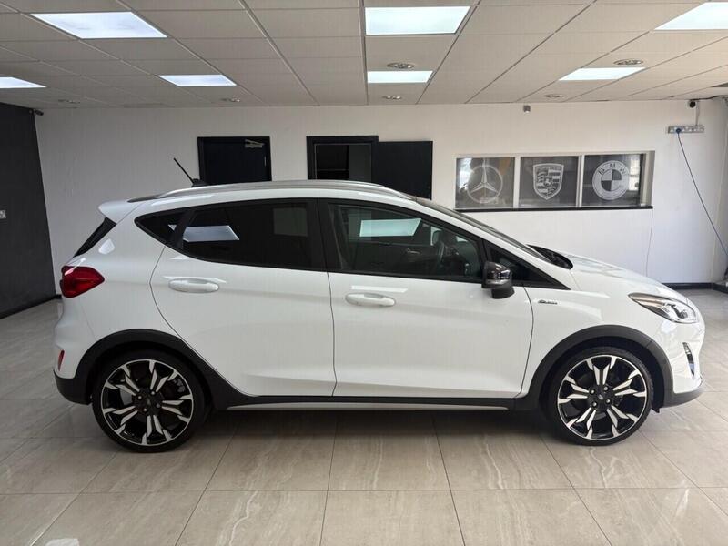 Ford Fiesta view 2