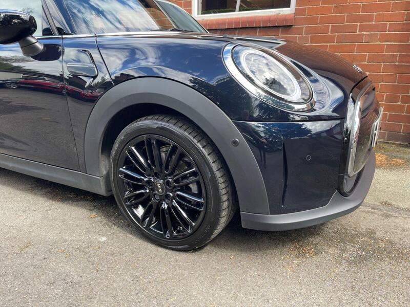 Mini Cooper view 5