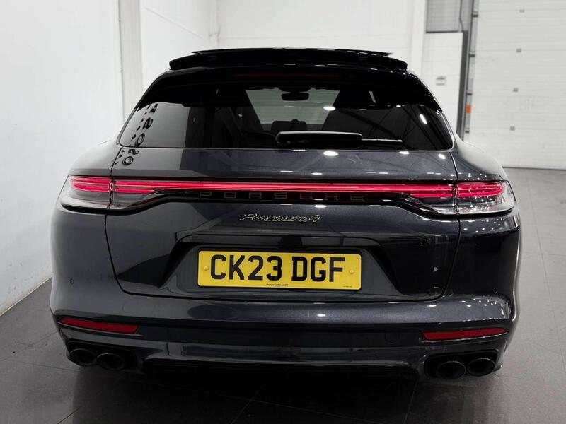 Porsche Panamera view 7