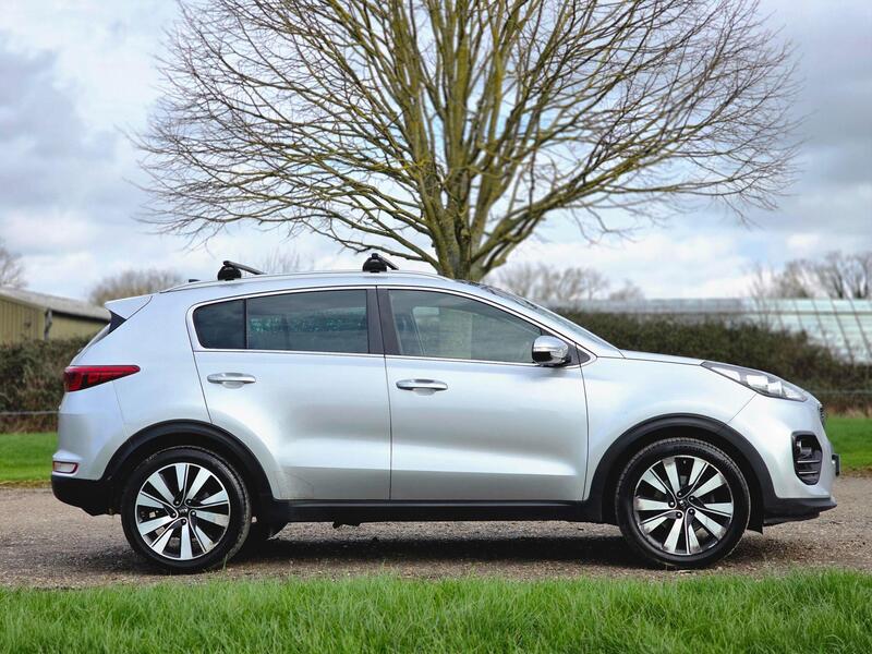 Kia Sportage view 3