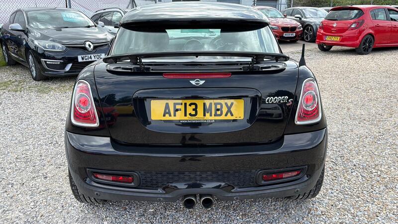 Mini Cooper view 7