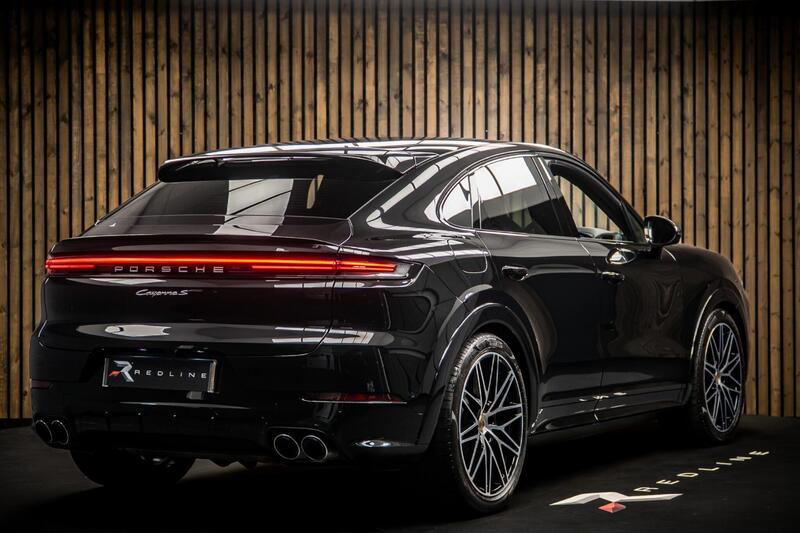 Porsche Cayenne view 4