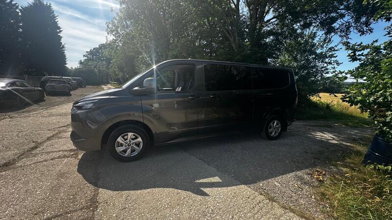 2026 Ford Transit Custom — photo 4