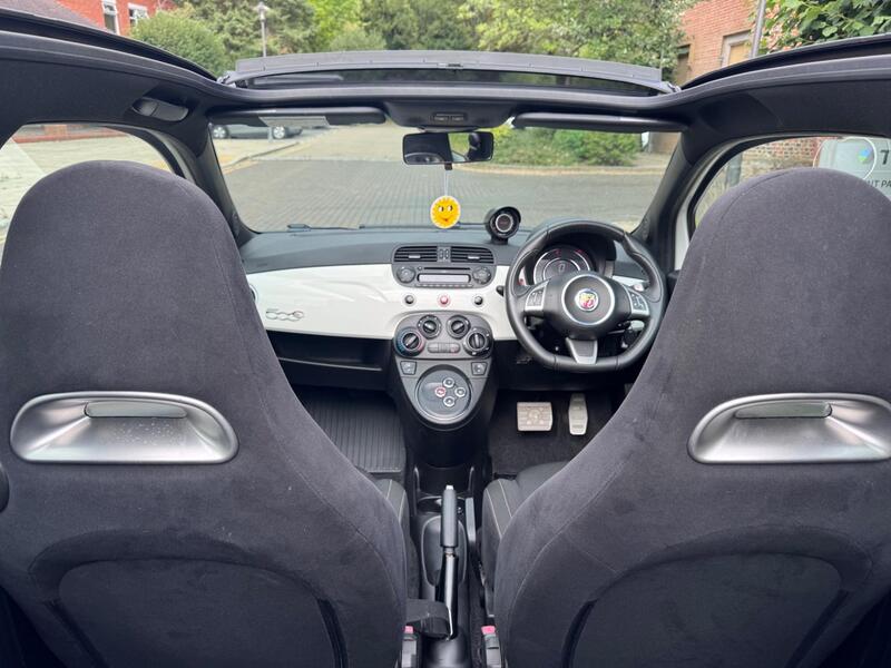 Abarth 500C view 19