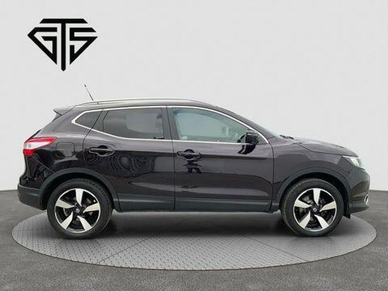 Nissan Qashqai view 2