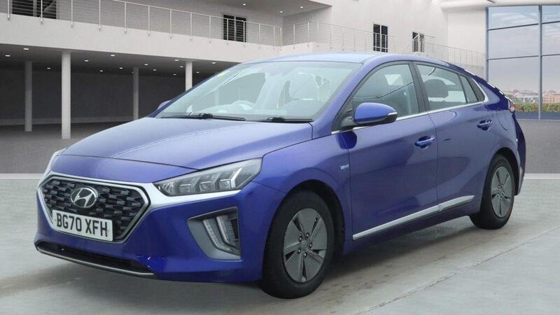 Hyundai Ioniq view 3