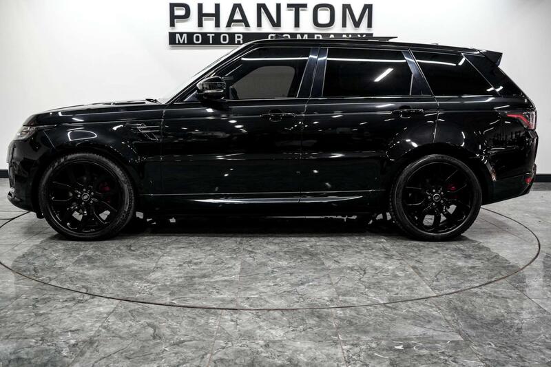 Land Rover Range Rover Sport view 3