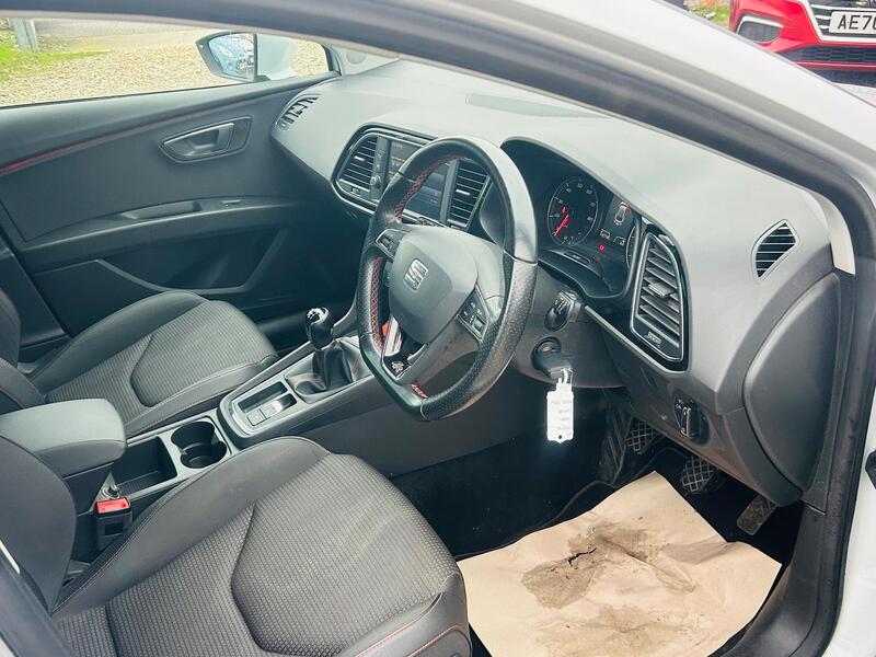 Seat Leon view 3