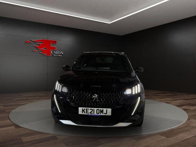 Peugeot 2008 view 2