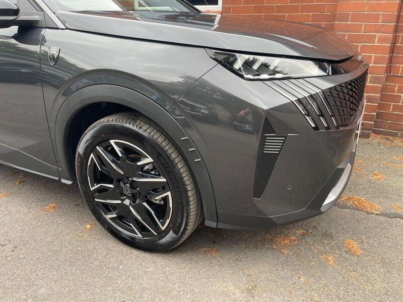 Peugeot 3008 view 5