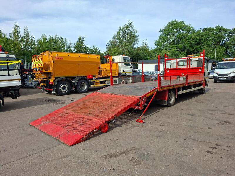 Isuzu N75 190  7.5T Beavertail
