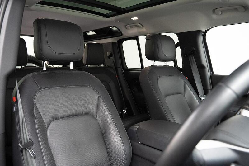 Land Rover Defender view 3