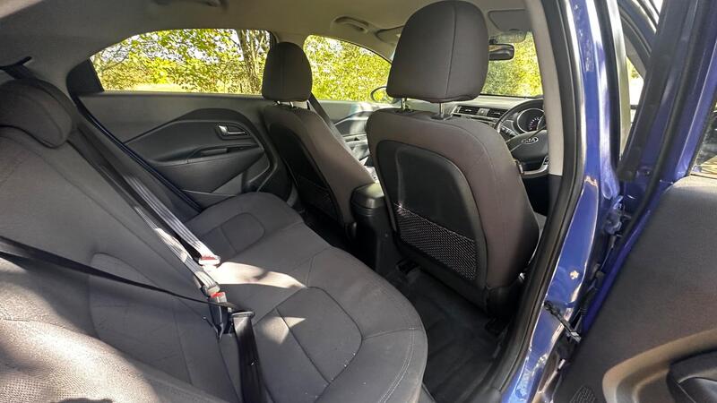 2013 Kia Rio — photo 12