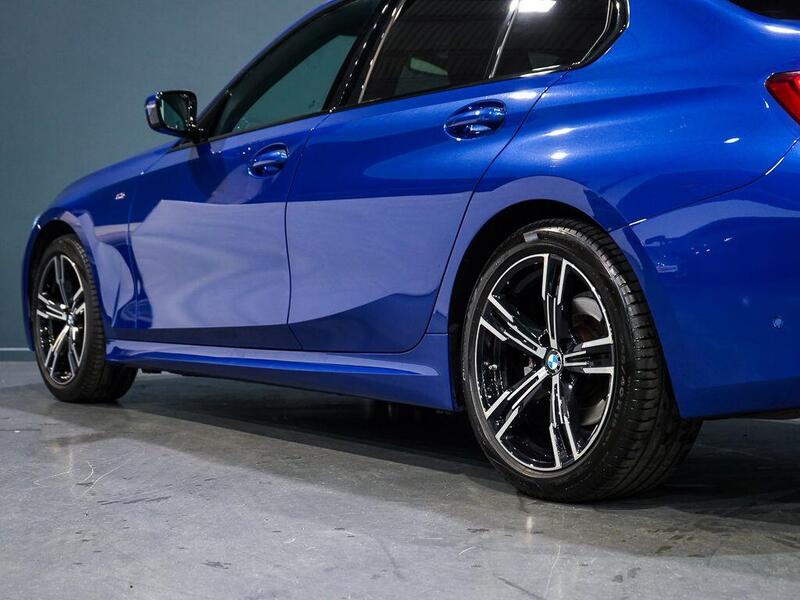 BMW 3 Series view 7