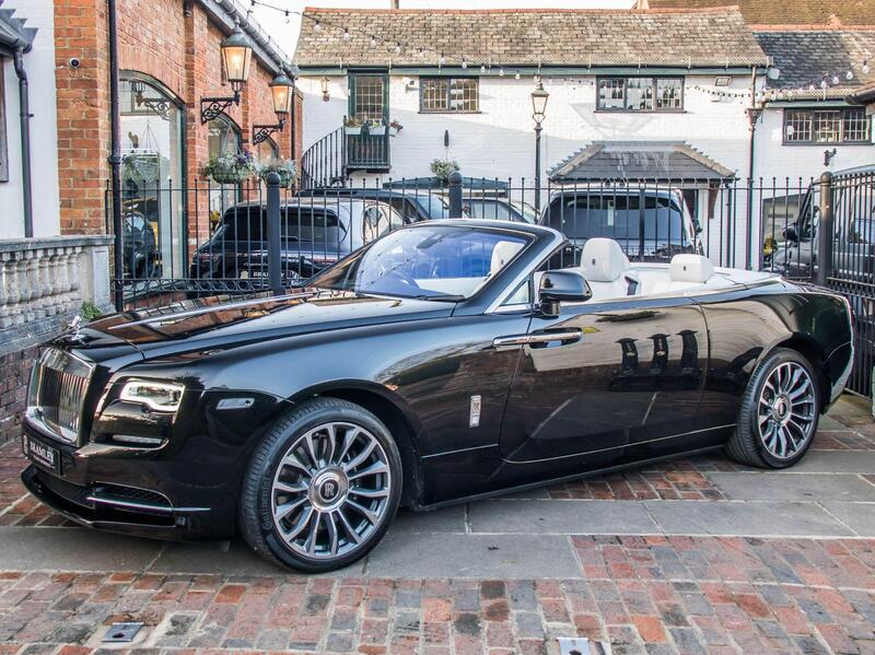 Rolls-Royce Dawn view 7