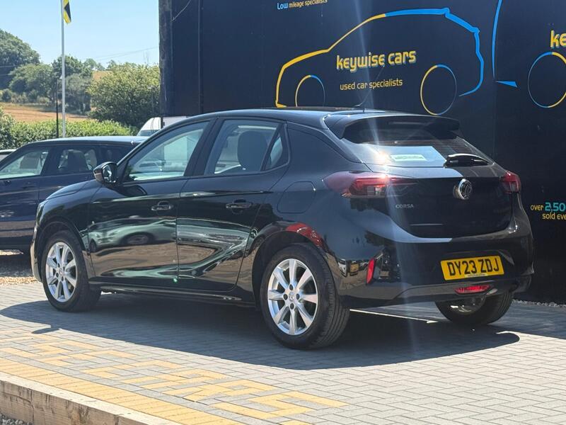 Vauxhall Corsa view 3