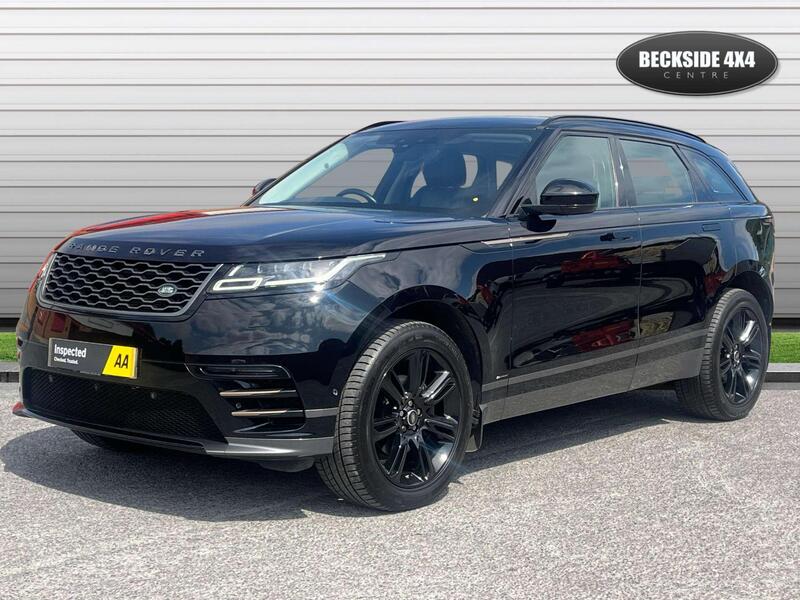 Land Rover Range Rover Velar view 4