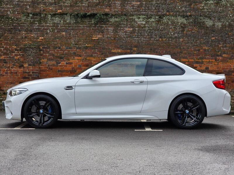 BMW M2 view 2