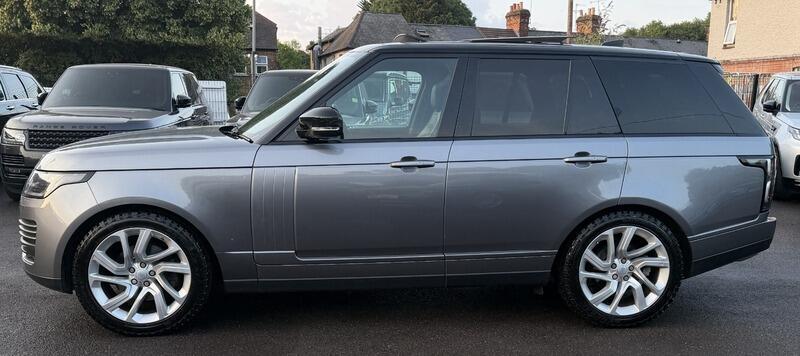 Land Rover Range Rover view 2