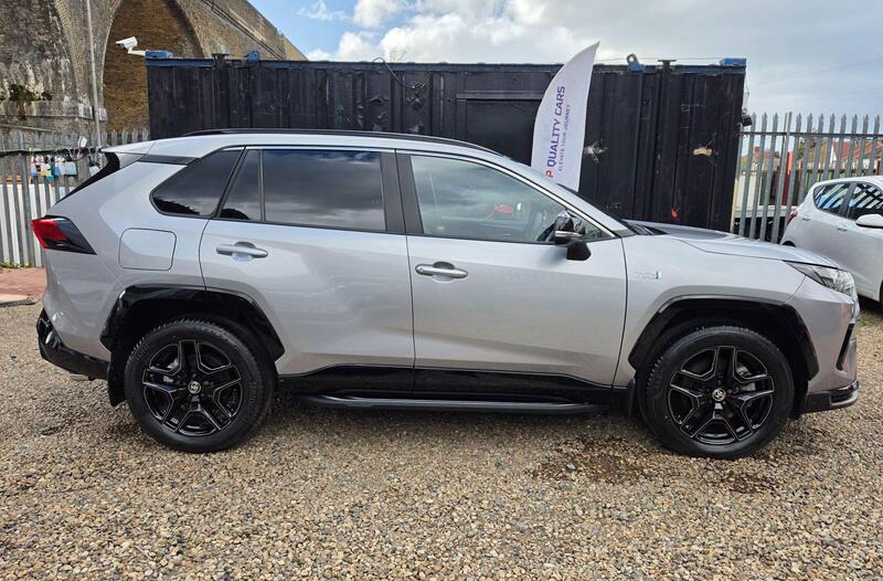 Toyota RAV4 2.5 VVT 18.1kWh GR SPORT CVT 4WD Euro 6 (s/s) 5dr thumbnail 7
