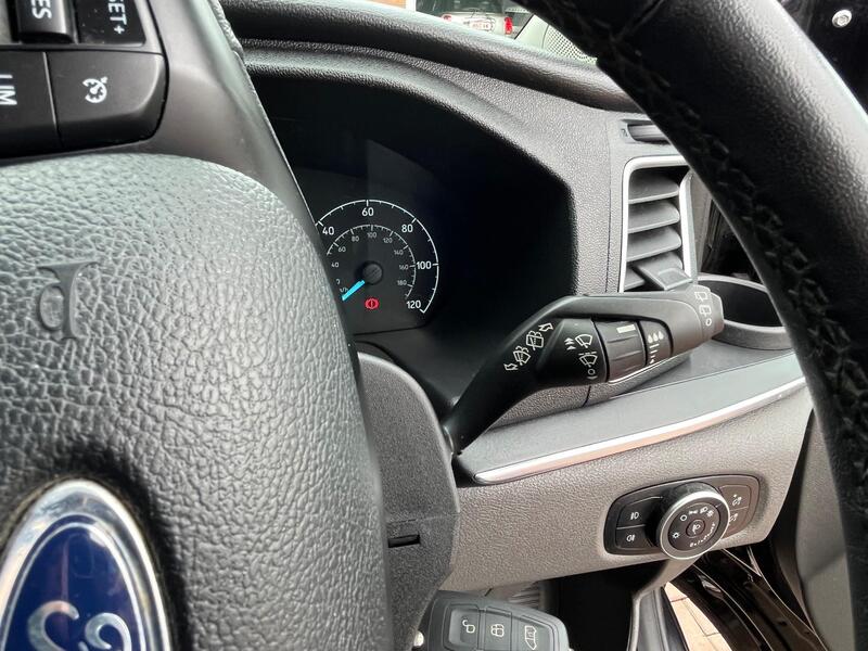 Ford Tourneo Custom view 85