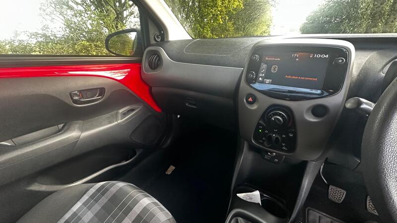 2018 Peugeot 108 — photo 8