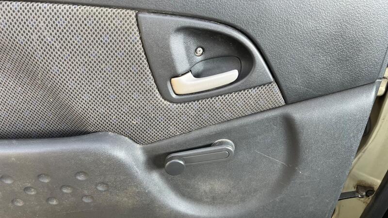 2005 Toyota Yaris Verso — photo 40