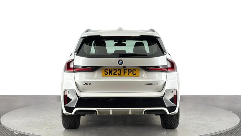 BMW X1 view 5