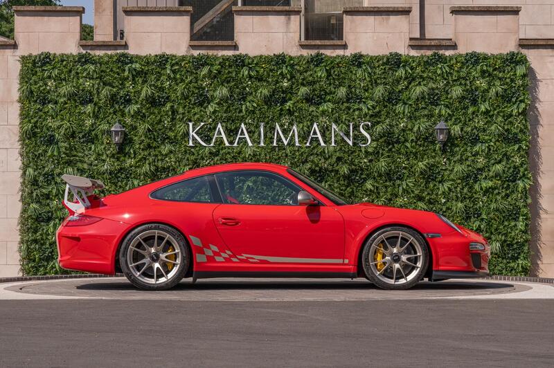 Porsche 911 view 4