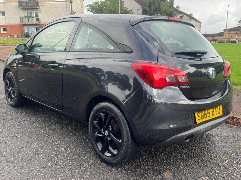 Vauxhall Corsa view 3