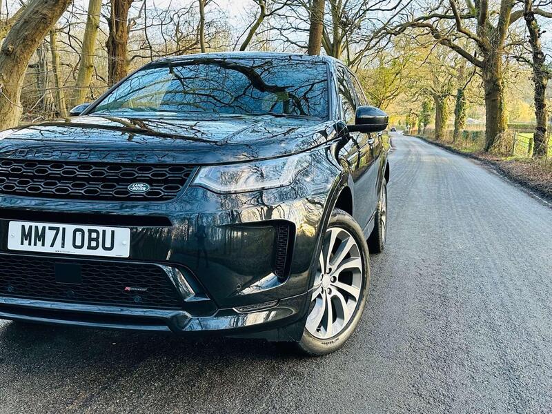Land Rover Discovery view 4