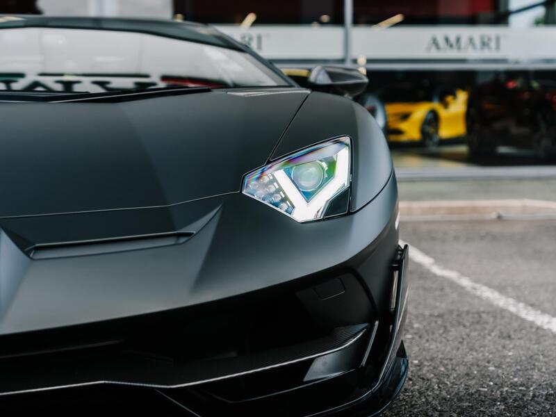 Lamborghini Aventador view 7