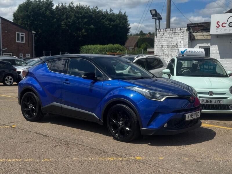Toyota C-HR view 4