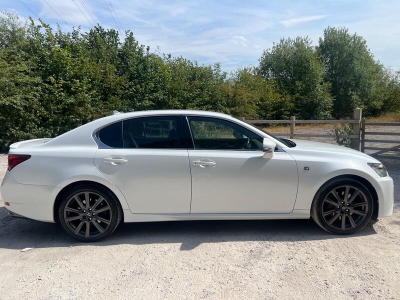 Lexus GS view 7