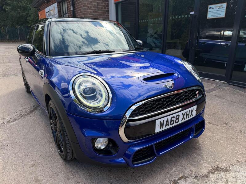 Mini Cooper view 5